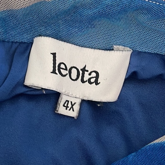 LEOTA Watercolor Stripe Aria Midi Dress Sheer with back tie detail. Size 4XL - Picture 8 of 14